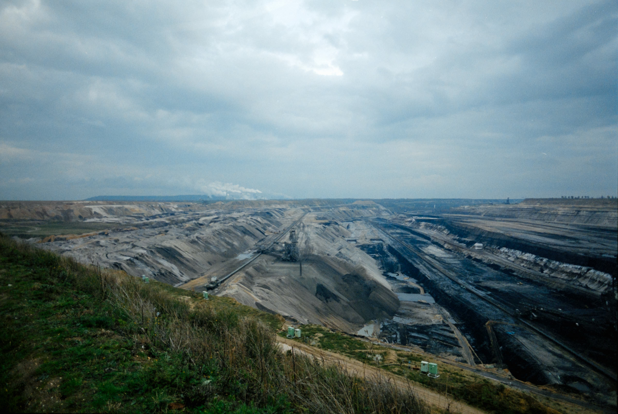 AHP film 2004 11 002 sc240828 img05 NLP